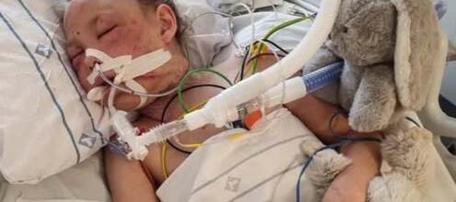 Bambina torna a casa da scuola ma incontra un migrante – FOTO