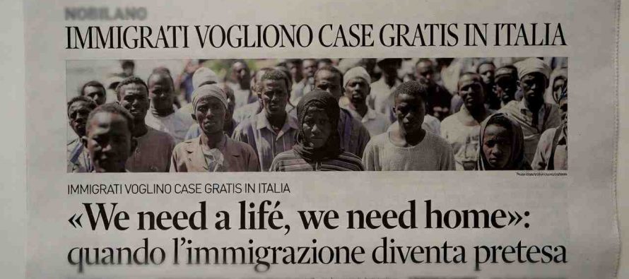 Immigrati scendono in piazza: “Dateci case gratis subito”