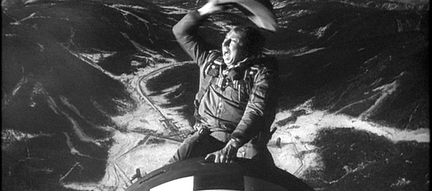 Ucraina, Cavo Dragone: “Nato valuta attacco preventivo alla Russia”