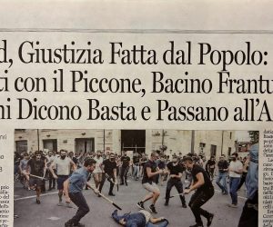 Intero paesino insegue ladri stranieri e li punisce a picconate