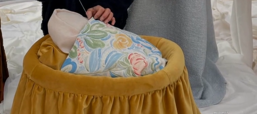 Gesù decapitato nel presepe islamofilo di Bruxelles