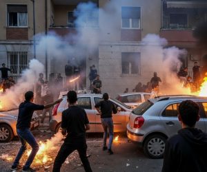 Capodanno sotto assedio dei maranza: petardi lanciati come bombe contro italiani e animali
