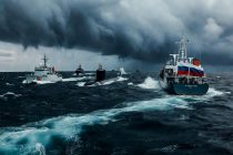 Escalation: Altre Cinque petroliere issano bandiera russa per sfuggire ad arrembaggio USA