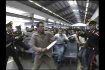 Armato di coltello alla stazione minaccia passeggeri: ai domiciliari!