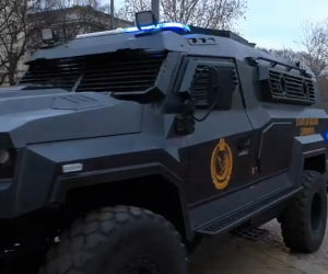 Militari islamici del Qatar invadono Milano su mezzi blindati – VIDEO