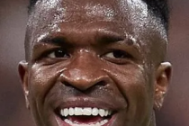 Vinicius scimmia, Uefa ferma per un turno Prestianni