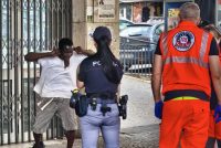 Decine di aggressioni e due TSO: forse rimpatriano il nigeriano con l’hobby di picchiare anziani