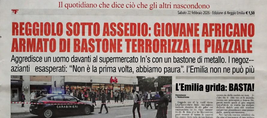 Prende a bastonate chiunque passi: “Abbiamo paura, non è la prima volta”