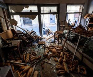 Torpignattara: immigrati chiamano rinforzi e devastano un bar romano