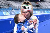 Olimpiadi 2026, Lollobrigida contro le femministe: ” Lasciate stare mio figlio”