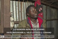 Il vicino abusivo perseguita italiana: “Deve mettersi il velo o la sgozzo”