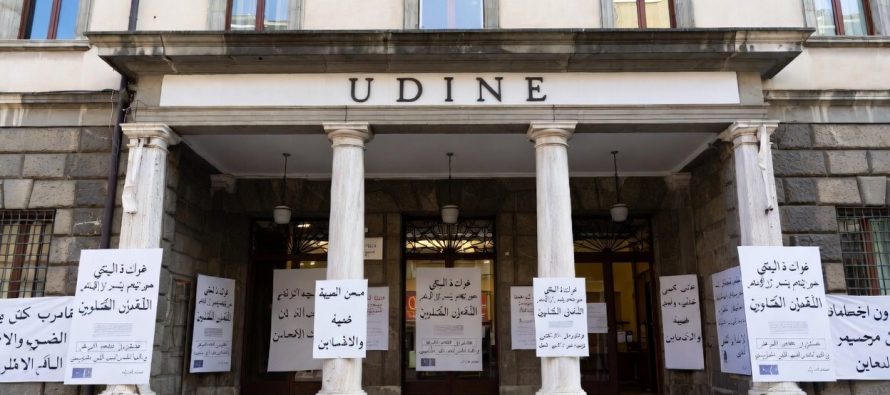 Sindaco PD sostituisce dialetto con avvisi in Arabo