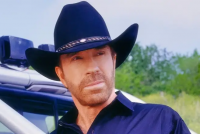 Se ne va anche l’invincibile Chuck Norris: nazionalista e cristiano