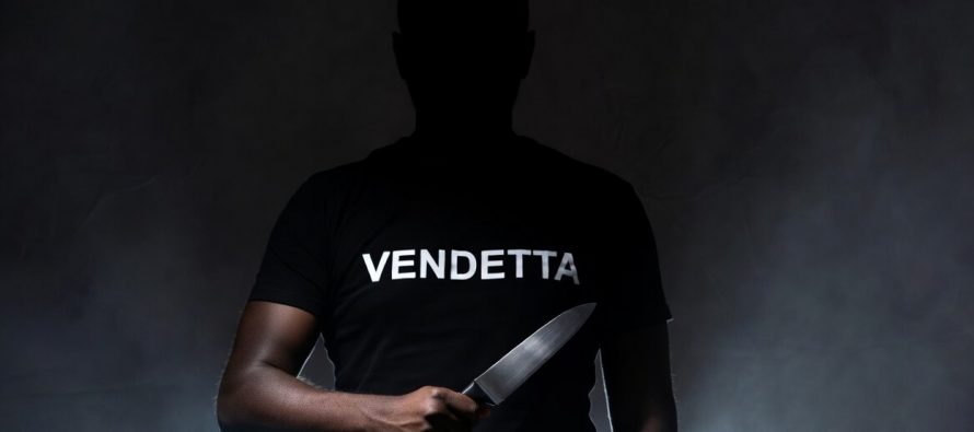 ACCOLTELLATORE PROF BERGAMO HA MADRE STRANIERA E PADRE CON CITTADINANZA ITALIANA