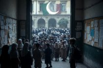 A Milano c’è una scuola ‘italiana’ dove sono tutti islamici: ‘infedeli’ emarginati