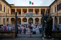 A Bologna asilo vieta ingresso alla Madonna dopo proteste genitori