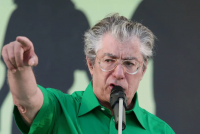 Addio a Bossi che ha impedito a Fini di dare il voto agli immigrati