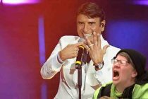 Femministe contro Sal Da Vinci: ‘ha vinto il patriarcato’