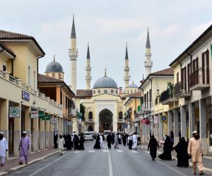 Carpi, la capitale islamica di Emiliastan: 5 moschee